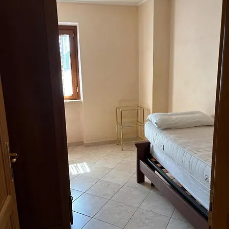 Tagliacozzo Apartment شقة *