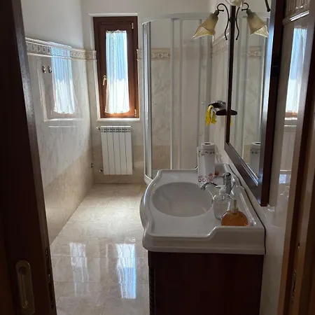 Tagliacozzo Apartment شقة تالياكوتسو