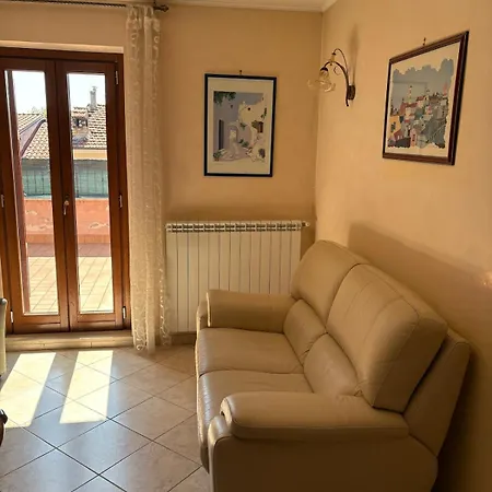 Tagliacozzo Apartment شقة